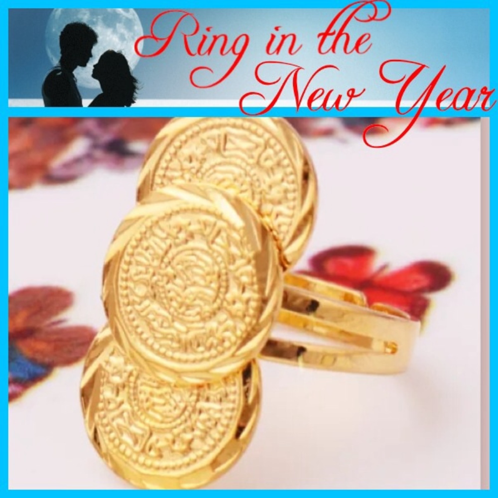 💝 ADORABLE UNIQUE TRIPLE COINS RING GOLD PLATED. NWT Sz 6